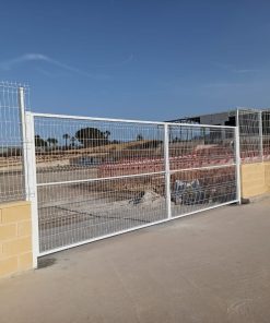 Puerta vehicular 2 hojas hércules blanco de 1,50 metros alto x 4,00 metros ancho